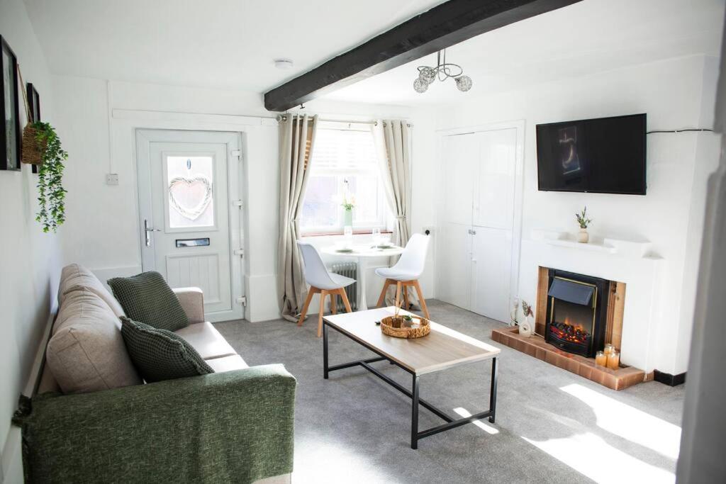 Villa Laburnum No.4 By Oracle à Stratford-upon-Avon Extérieur photo